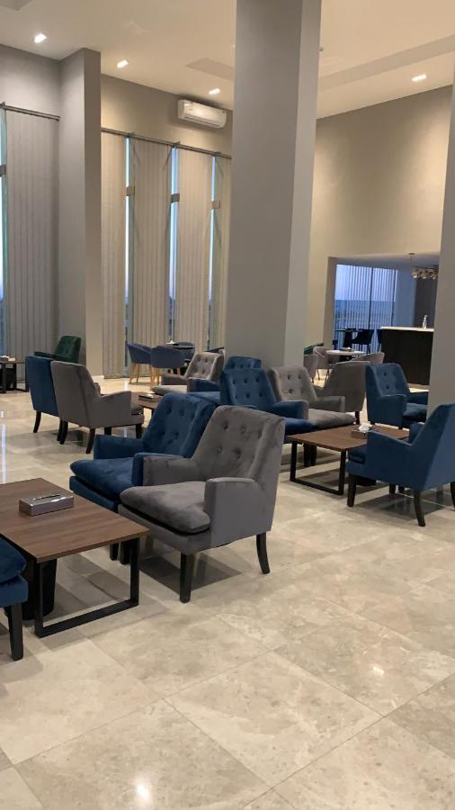 قولدن سكوير طريق الرياض Golden Square Riyadh Road 海米斯穆谢特 外观 照片