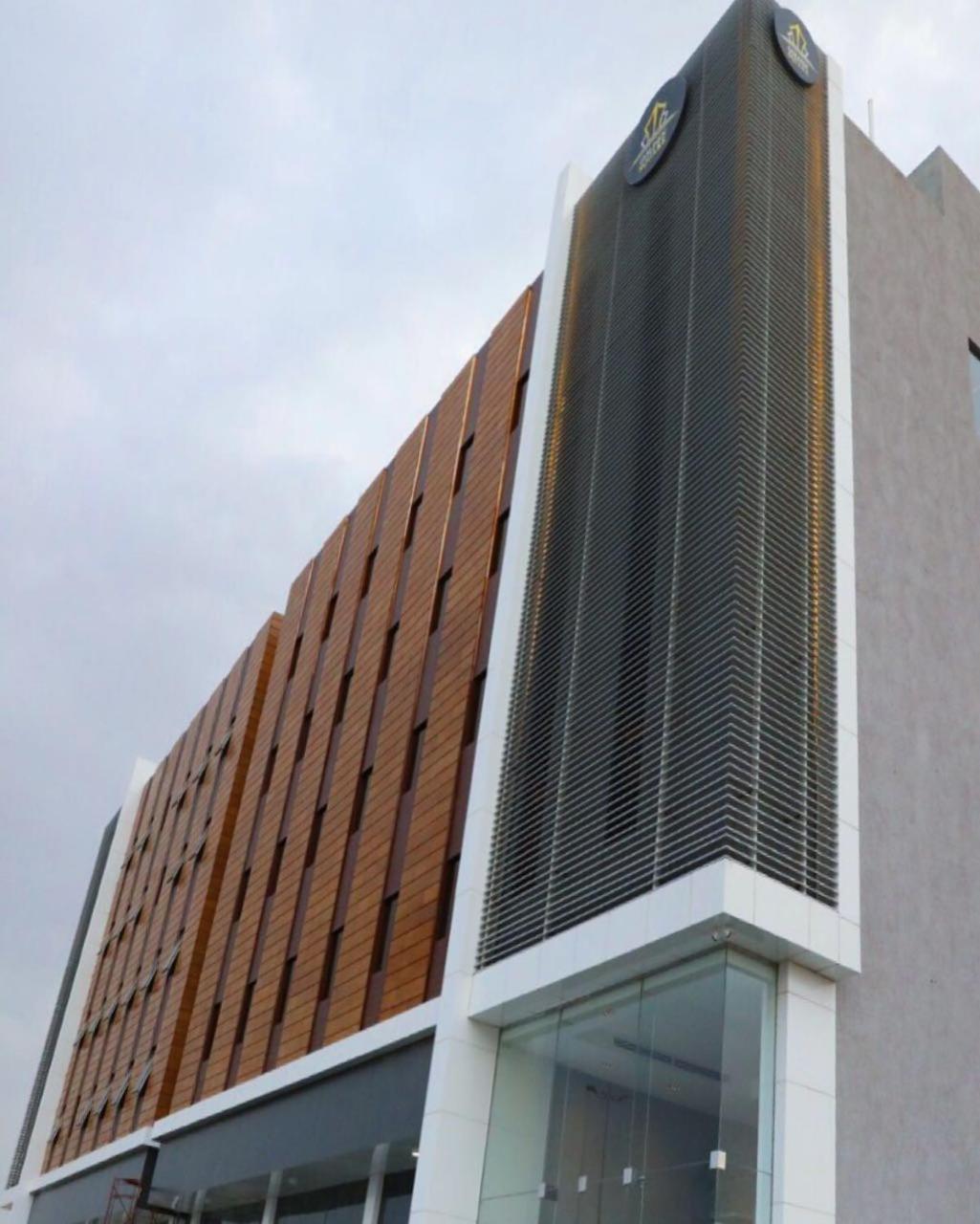 قولدن سكوير طريق الرياض Golden Square Riyadh Road 海米斯穆谢特 外观 照片